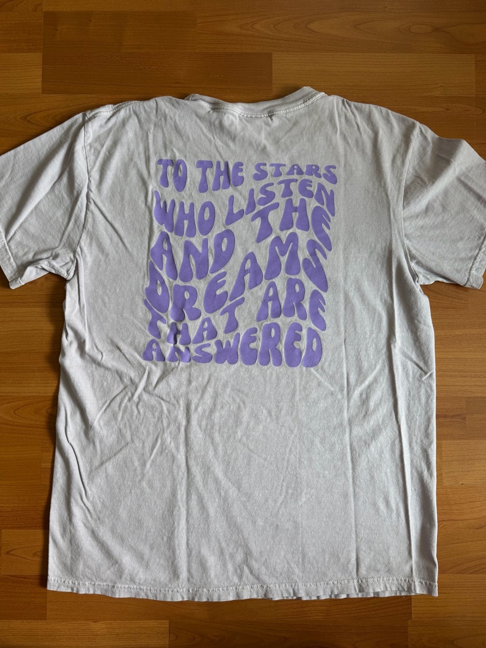 ACOTAR Rhysand Sarah J Maas Soft Purple T-Shirt - Size Large - Picture 6 of 7
